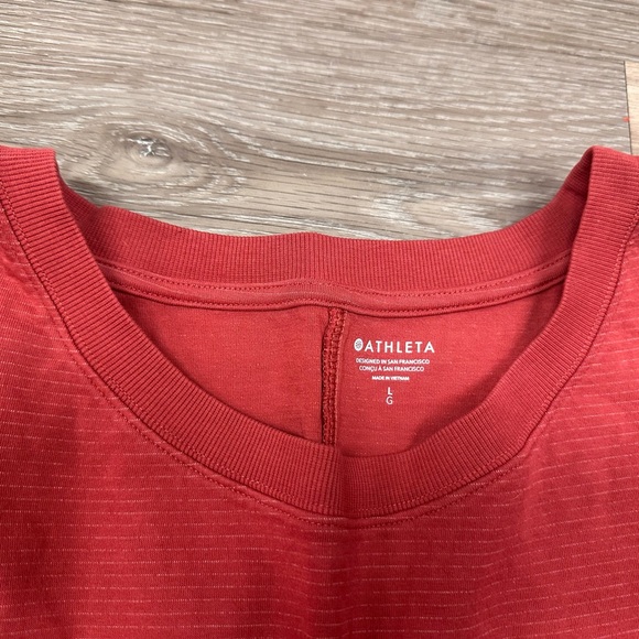 Athleta NWT Large Shirred Tee Ribbed Women's Rust Red Crop Top - Picture 3 of 6